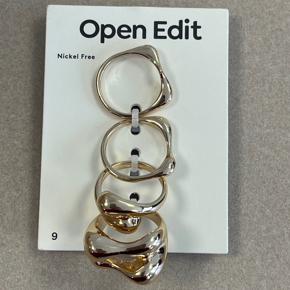 Nordstrom Open Edit Set of 4 Interlocking Gold-Tone Rings, Size 9 - NWT - Picture 2 of 4